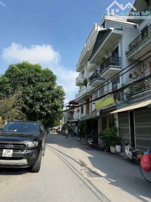 Ngõ 38 Lê Trọng Tấn – Hà Đông 🏠 Nhà đẹp lô góc 50m² x 5T thang máy – Ô tô vào nhà, kinh d
