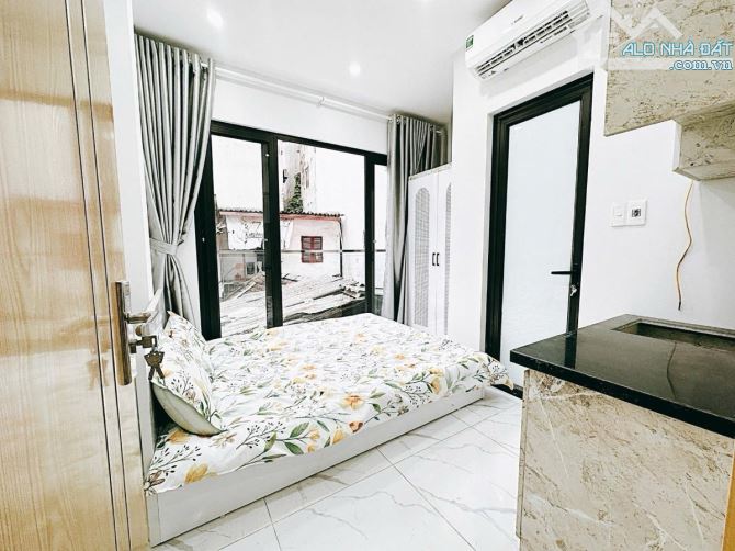 CẦU GIẤY 45m 6T MT3.6m 11 TỶ CHDV XÂY MỚI 11 PHÒNG DOANH THU 55TR/THÁNG