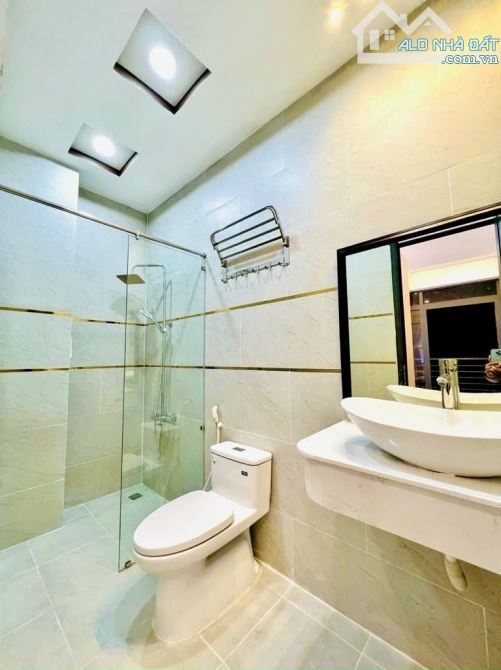 Nhỉnh 11 tỷ – 90M2-Mặt tiền Huỳnh Văn Nghệ, P12 Gò Vấp