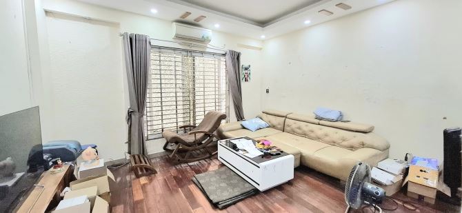 BÁN NHÀ 5 TẦNG TT ĐỒNG XA MAI DỊCH – GẦN CHỢ - 31m2- 40M RA Ô TÔ TRÁNH– GIÁ 8.95 TỶ