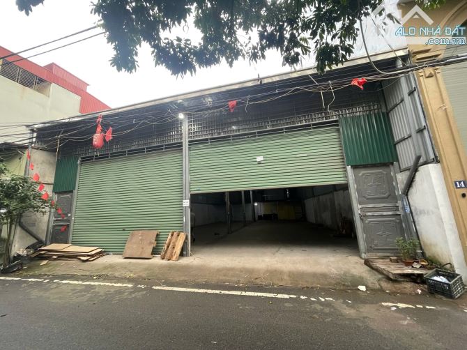 ***Cho thuê kho xưởng 300m2 An Khánh, gần cầu vượt An Khánh, gần đại lộ thăng long.