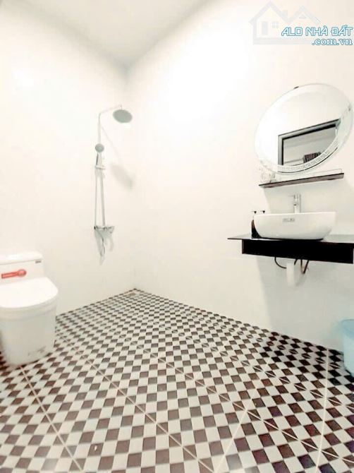 Bán Villa 8 phòng đang kinh doanh _Tp Đà Lạt.Gần ngay đường Hùng Vương(QL20)