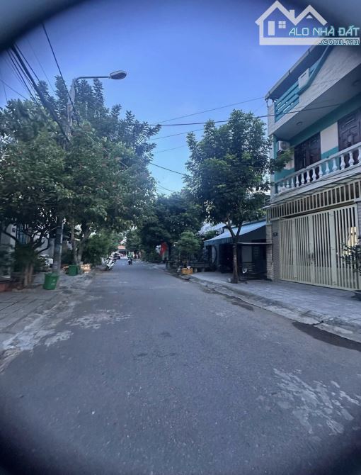 NHÀ 2 TẦNG MẶT PHỐ PHÚ XUÂN 5_ 2 TẦNG_ 3 NGỦ_ KẾT CẤU MỚI_ Dt: 90m2, Giá: 6Ty15 TL