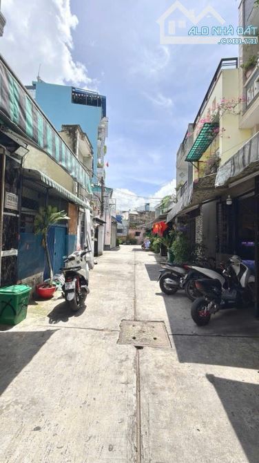 DIỆN TÍCH 44.3M2 (NGANG 4M2) -  P1, NGUYỄN VĂN NGHI, GÒ VẤP (siêu gần TRUNG TÂM)
