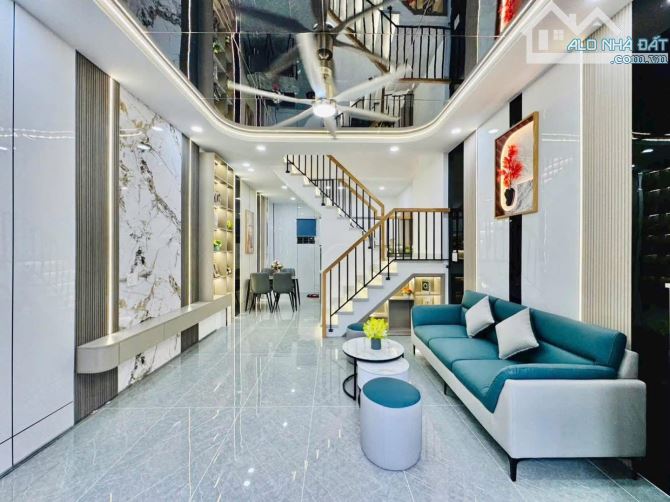 Lên sóng căn nhà 46.2m2 ngay Lê Quang Định, Gò Vấp. Giá: 2 Tỷ 620. SHR, hẻm 1/ thông