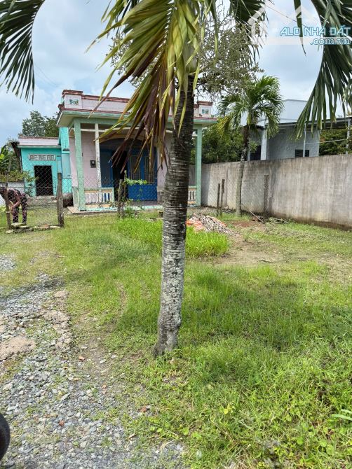Cần bán 360m2 thổ cư MT gần Ngã Tư CHỢ TRẠM giá 2 tỷ 250