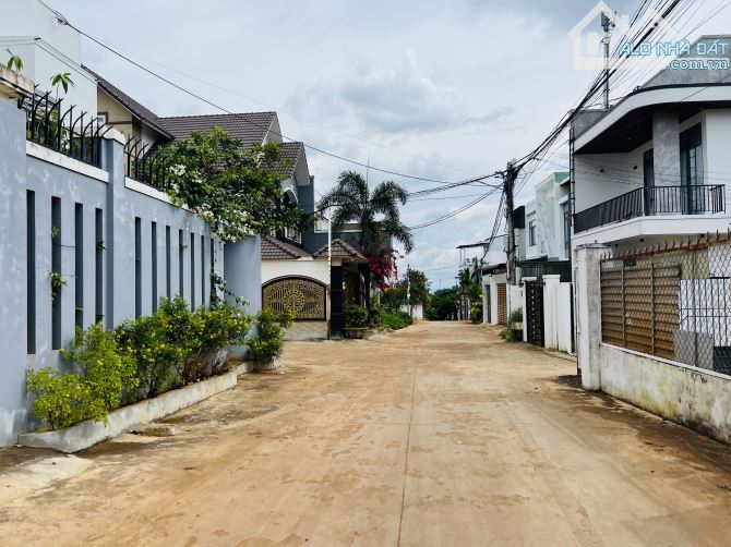 ĐẤT VIP ĐỖ XUÂN HỢP BMT THỔ CƯ 100% SIÊU DÀI ĐƯỜNG RỘNG 8 MÉT 3 OTO