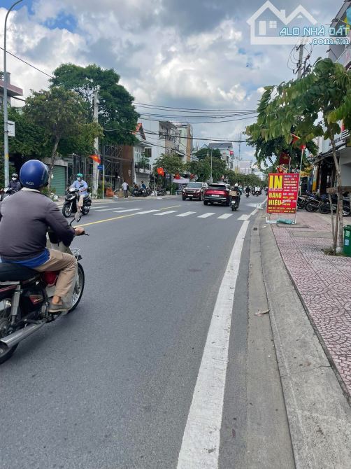 LÔ GÓC MẶT TIỀN ĐƯỜNG GẦN CẦU TRƯỜNG THỌ, THỦ ĐỨC