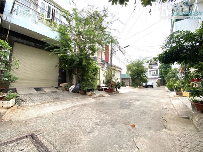 KHU VIP HIỆP BÌNH CHÁNH - 80M2 - 2 TẦNG - KHU PHÂN LÔ CỰC ĐẸP - CHỈ 8 TỶ NHỈNH