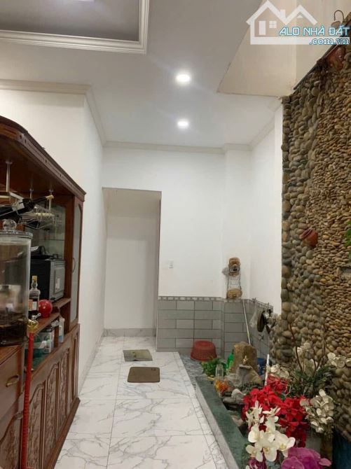Bán nhà MT Nguyễn Quang Diêu Tân Phú 5x24.5m đúc 3 lầu giá 16 tỷ TL (gần chợ Tân Hương)