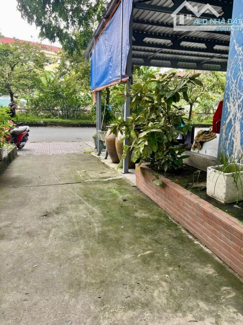 Tầng trệt khu dân cư vĩnh lộc B đường võ văn vân cho thuê 5tr/1tháng