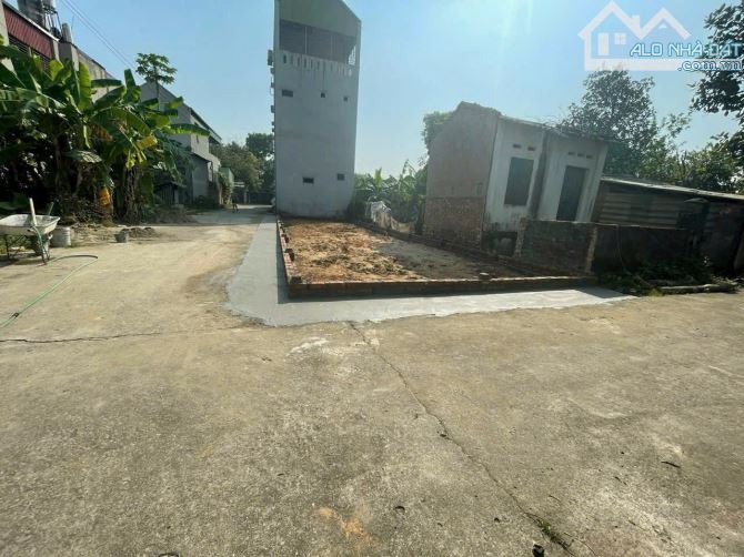 Bán đất khu tập thể V30 xã Sóc Sơn, Hà Nội lô góc 85m Full thổ ô tô tránh nhỉnh 2 tỷ