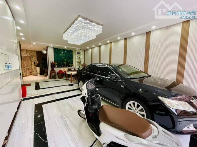 Bán căn nhà DÃY B10 KHU 918 Phúc Đồng - MT 5m DT=90m 7tầng thang máy - chào 27.4tỷ