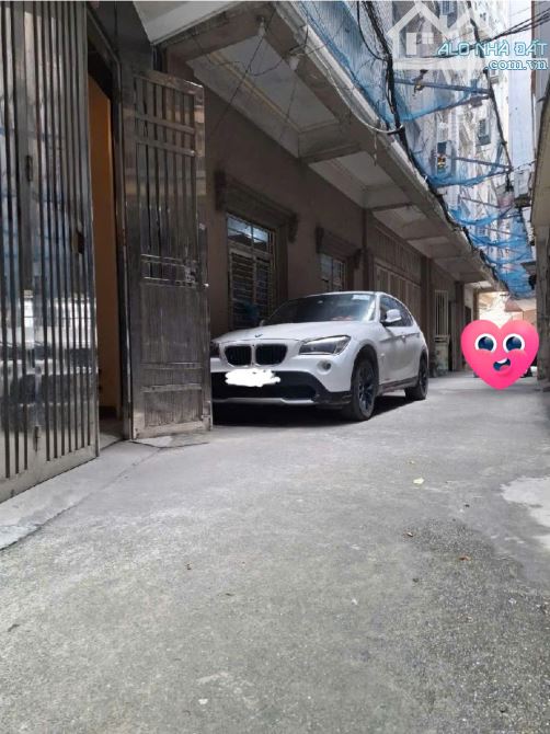 Chính chủ nhờ bán nhà Nguyễn Trãi, nhà 5 tầng thang máy hiện đại, Ô tô vào nhà, Ngõ rộng
