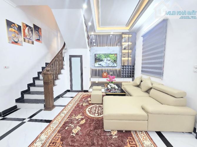 🔥CỰC HIẾM – NHÀ ĐẸP QUANG TRUNG, SÁT VÀNH ĐAI 4 – FULL NỘI THẤT – 57M², 5 TẦNG, GIÁ CHỈ