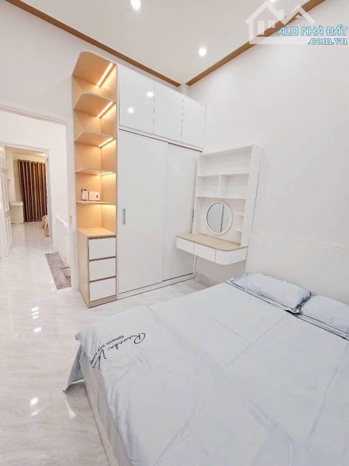 Bán nhà mới xây hẻm ô tô đường Lê Hồng Phong, P. Vũng Tàu, TP. HCM
