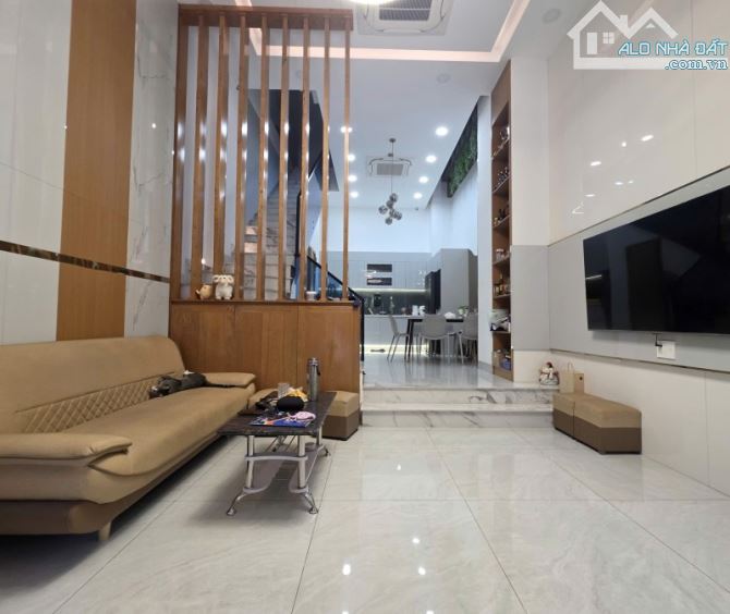 SỐC! Nhà 2 Mặt Tiền 92m² Xô Viết Nghệ Tĩnh – VỈA HÈ 10m, Chỉ 19.8 Tỷ!