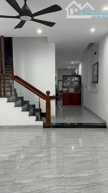 💥 BÁN NHÀ 3 TẦNG ĐƯỜNG VĂN TIẾN DŨNG - HOÀ XUÂN -CẨM LỆ. ĐƯỜNG 10,5M