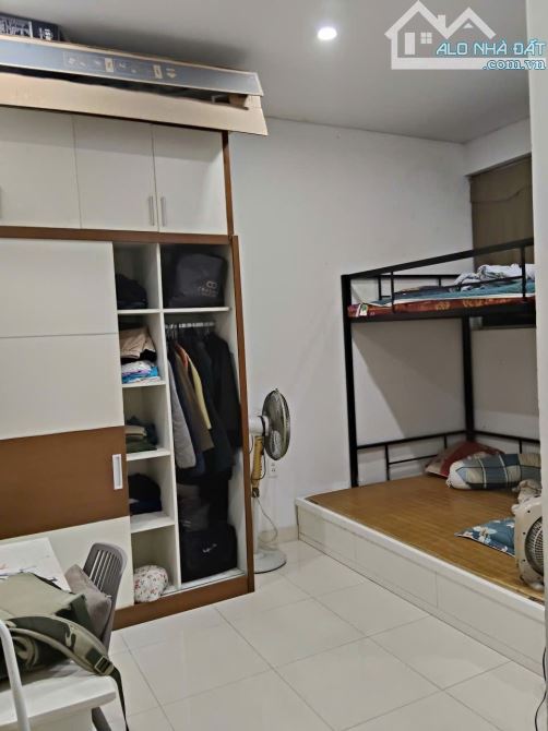 BÁN CĂN GÓC CHUNG CƯ, VPTW ĐẢNG, TRỊNH VĂN BÔ, NAM TỪ LIÊM. 94M2 – 2PN .5,88 TỶ
