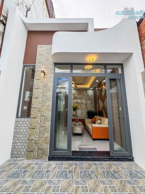 BÁN NHÀ TRỆT FULL NỘI THẤT - HẺM 534 ĐƯỜNG 30/4 THÔNG RA HẺM 169 ĐƯỜNG 3/2