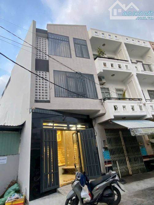 BÁN NHÀ ĐƯỜNG SỐ 4 Q6 (4X24) 3 TẦNG. GIÁ 12,8 TỶ