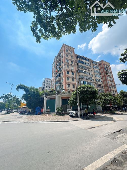 CẦN BÁN CĂN CHUNG CƯ 75 m2 GIÁ 3,8tỷ CHUNG CƯ ĐẸP Ở HOÀNG MAI