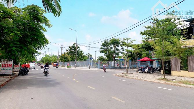 Bán đất vị trí siêu vip kẹp hông 1m đường 10m5 Võ An Ninh