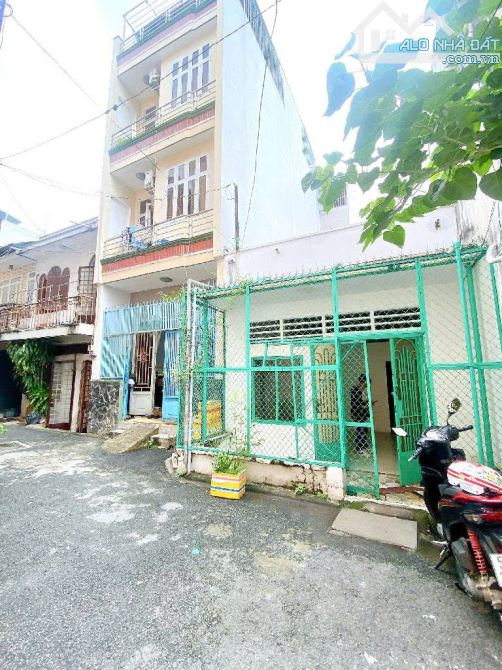 Bước ra sân bay 5 phút–Bán nhà hẻm xe hơi Tân Bình 4,3x13m giá  6,2 tỷ
