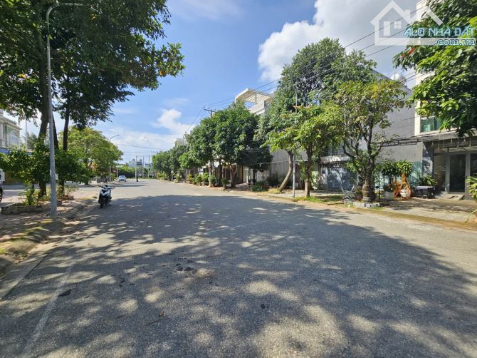 🌳 BÁN LÔ ĐẤT TĐC ĐỒI 2 SỔ RIÊNG – P. RẠCH DỪA – ĐƯỜNG 25M VỈA HÈ RỘNG RÃI 64M2 CHỈ 5.5 TỶ