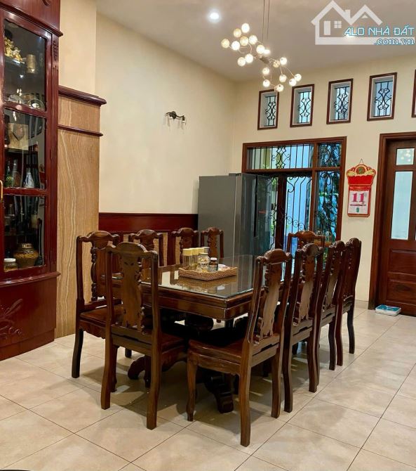 Bán Tòa Căn Hộ Dịch Vụ Phan Đình Phùng – Thu Nhập 120tr/Tháng, Giá 30 Tỷ