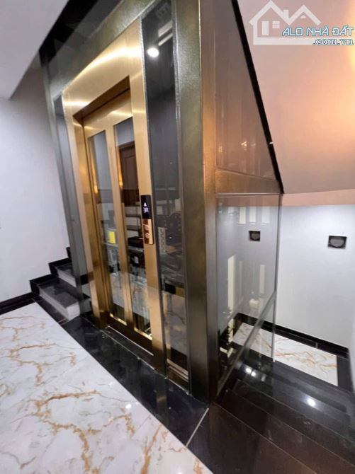 Bán tòa VP mặt phố Kim Đồng, 113m2, 6 tầng thang máy, mặt tiền 4.2m, 40.5 tỷ, ô tô,KD đỉnh