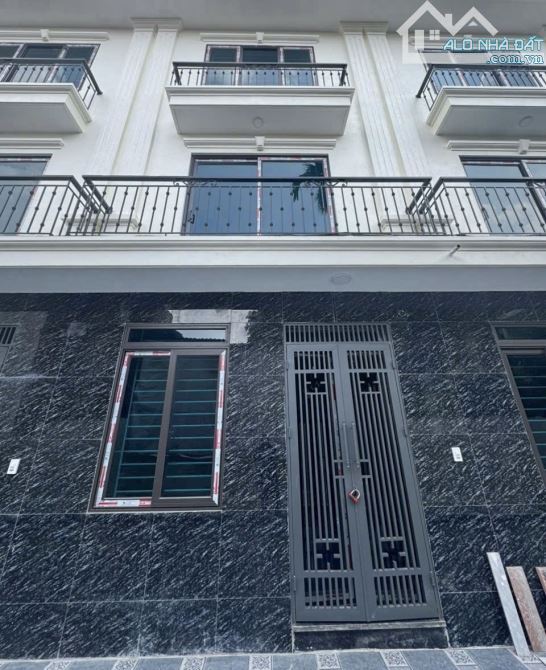 Duy nhất 1 căn giá rẻ nhất Đại Thành- Quốc Oai, 50m 3 tầng giá 3, 65 tỷ