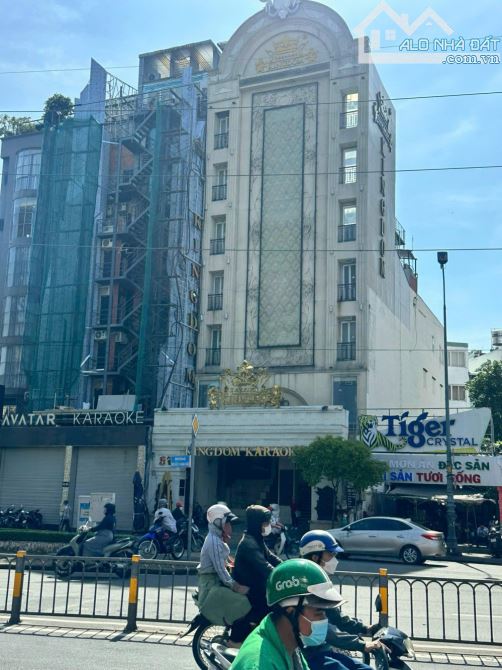 Bán Tòa Karaoke Kingdom MT Phạm Viết Chánh Quận 1, DT 10x45m ~ 2 hầm 7 tầng, Giá 266 tỷ