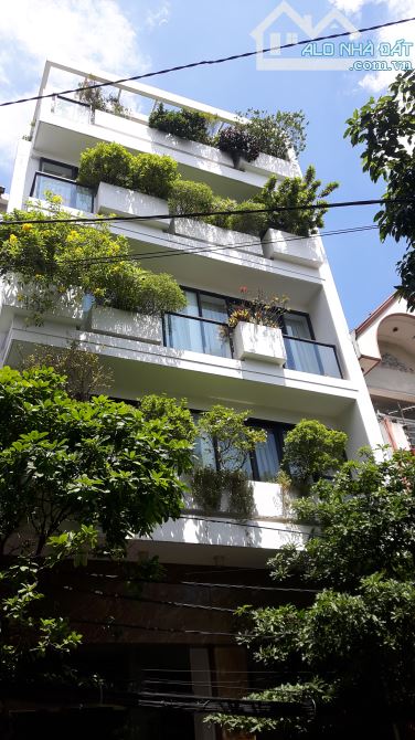 mặt tiền khu Lý Tự Trọng (Q1), 5x14m, 6 tầng, HĐ 110 triệu, giá 72 tỷ