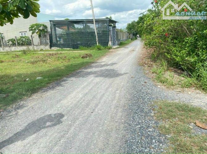 Đất công nhân thu nhập thấp, giá rẻ, 5x25 (125m2), giá 690 triệu, đường bê tông đẹp, HKĐ