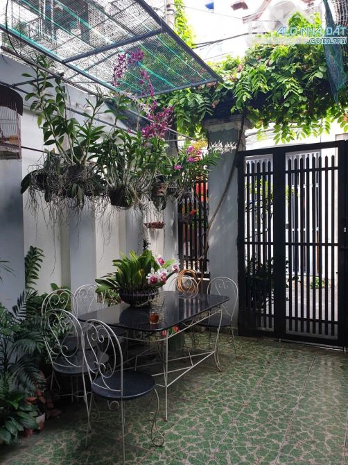 Bán 702/50A Lê Đức Thọ P15 Gò Vấp, DT 4,6x22m, 1 trệt 2 lầu ST. Giá 12 tỷ