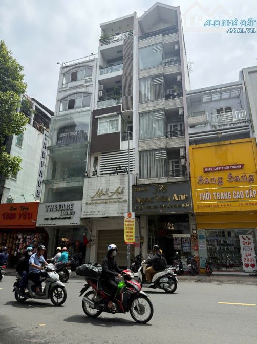 ĐI ĐỊNH CƯ BÁN GẤP MT NGUYỄN TRÃI. P7-Q5. DT: 4X20M. 5 TẦNG . HDT: 65TR/TH. GIÁ 35 TỶ