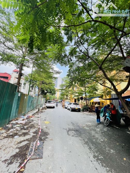 BÁN NHÀ TRẦN ĐẠI NGHĨA, HAI BÀ TRƯNG, NGÕ ÔTÔ TRÁNH, LÔ GÓC, THANG MÁY 75M2x5T -MT GẦN 4M.