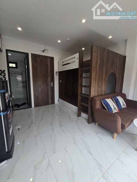 Bán nhà Khâm Thiên, 30mx7 tầng, giá 8.5 tỉ, đỉnh cao sinh lời, full nội thất