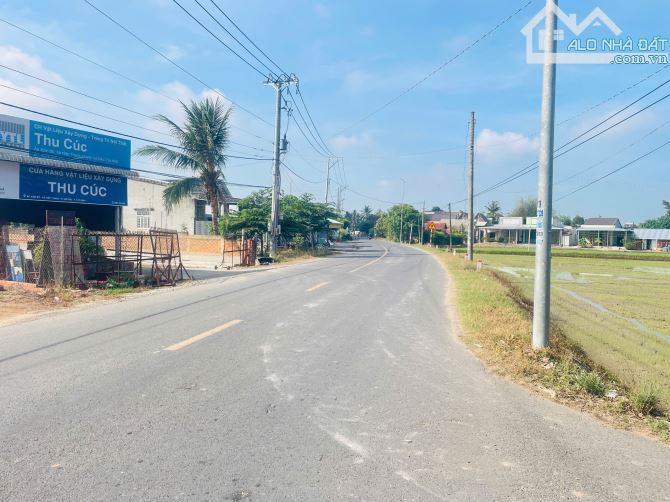 6x34 có thổ. đường bê tông thông. Gần cổng KCN. Hơn 500tr