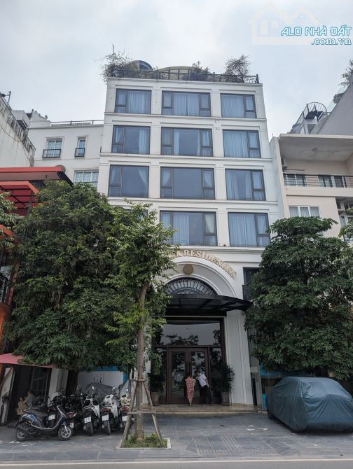 Cho thuê nhà Nguyễn Hoàng, 120m2, 9 tầng, đầy đủ PCCC, thang máy làm văn phòng