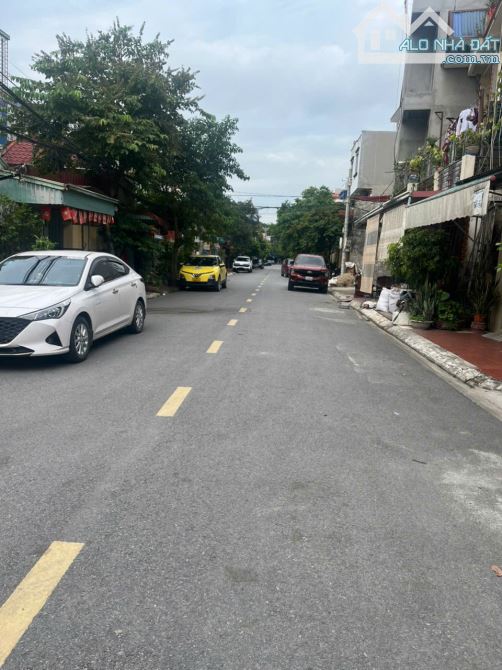 Bán đất mặt đường,LÔ GÓC 2 MẶT TIỀN, An Dương – 82m2 – đường rộng 12m – Giá cực rẻ chỉ 3,2