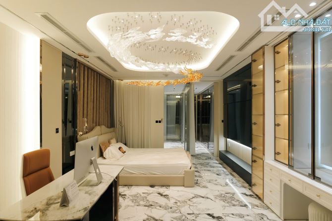 Giảm 65 mạnh về 55 tỷ, Biệt thự rẻ nhất mặt tiền Hoa Lan PN -(7 x20m) 4 lầu HĐT 85TR!!