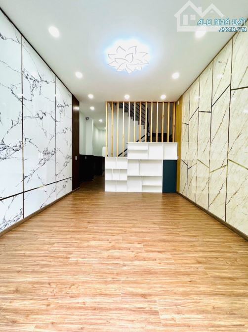 Nhà Đẹp Khu Hành Chính Quận 2, sát Đảo Kim Cương chỉ hơn 7Tỷ