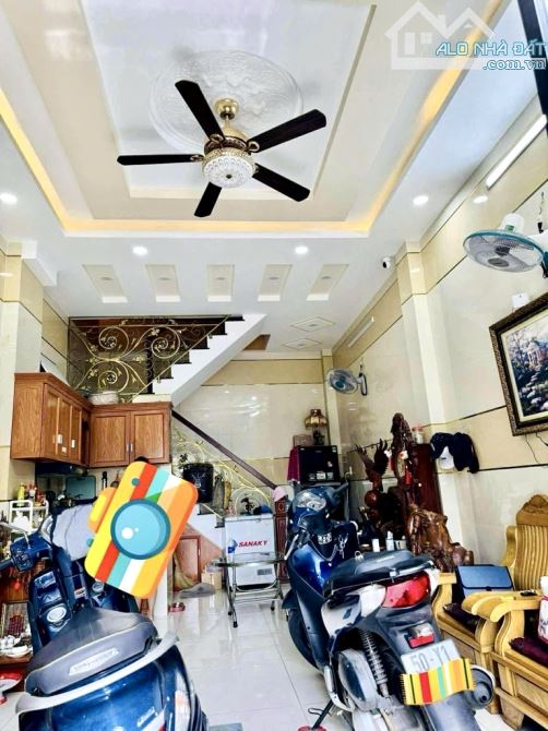 Bán Nhà HL2 4PN4WC Xe Hơi Ngủ Trong Nhà Chỉ 4.35 Tỷ TL