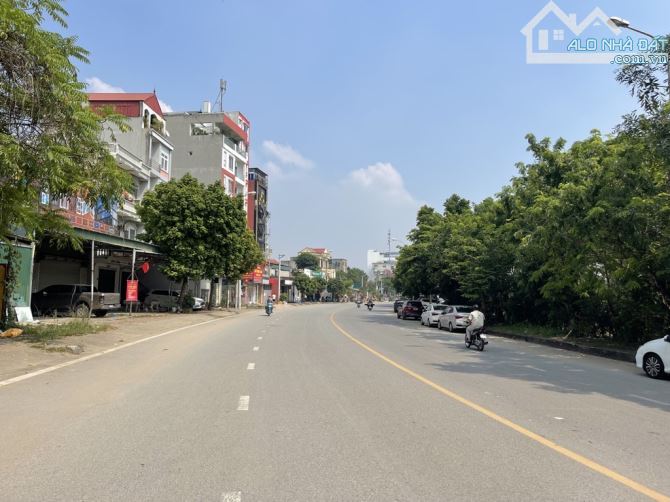 ĐA LỘC TÂY BẦU KIM CHUNG ĐÔNG ANH TRỤC KINH DOANH .LÔ GÓC HAI MẶT THOÁNG