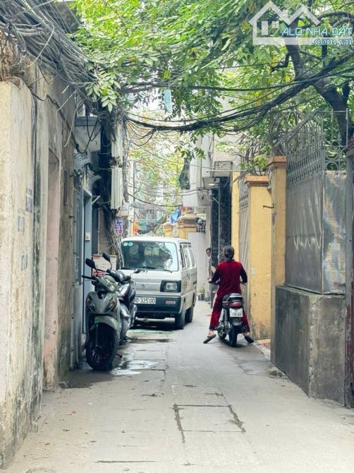 SIÊU PHẨM LÕI BA ĐÌNH 40m2 - NHÀ MỚI - 6 TẦNG THANG MÁY - Ở NGAY - GIÁ TỐT NHẤT KHU VỰC