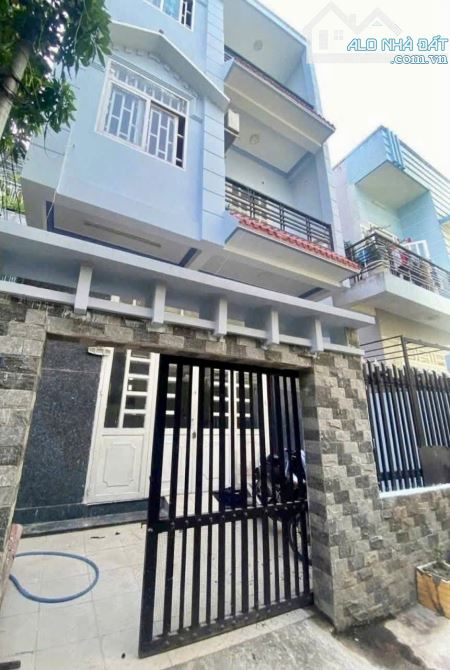 Cho thuê nhà hẻm 6 phòng ngủ gần sân vận động cần thơ giá 8 triệu