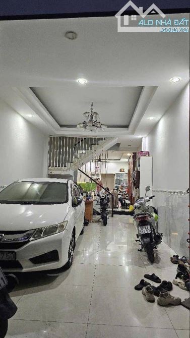 SIÊU PHẨM TÂN BÌNH - 4 TẦNG - ĐƯỜNG 6M 1 TRỤC - KHU VIP CAO TẦNG - SỔ VUÔNG A4 - HOÀN CÔNG