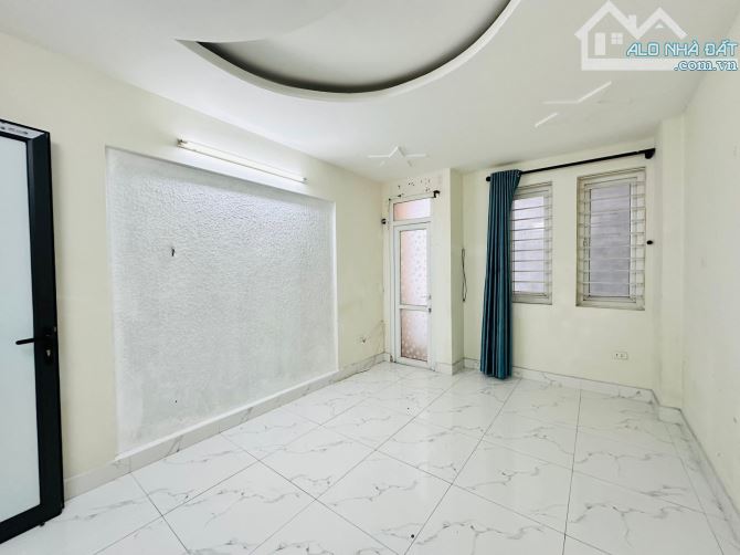 VÕ CHÍ CÔNG 30M PHỐ VIP, TƯƠNG LAI RẠNG NGỜI 7.x TỶ